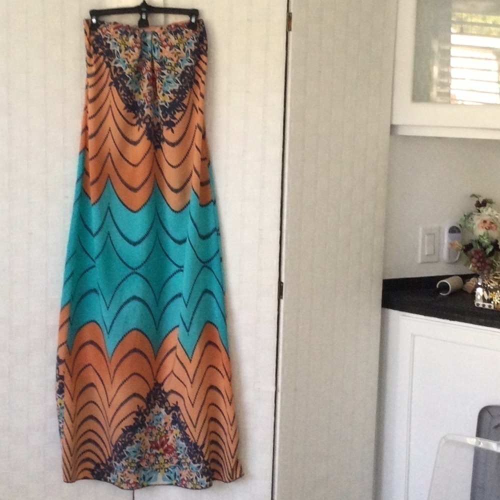 Hello Miss Women’s Strapless Dress size S washable beautiful design. #307